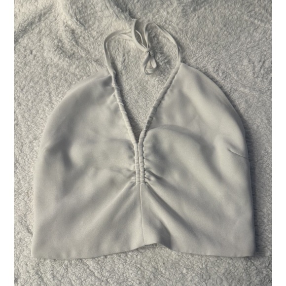 Kendall & Kylie Tops - Kendall & Kylie White Halter Neck Crop Top Wm‎ S 70s Smocked Back Bachelorette
